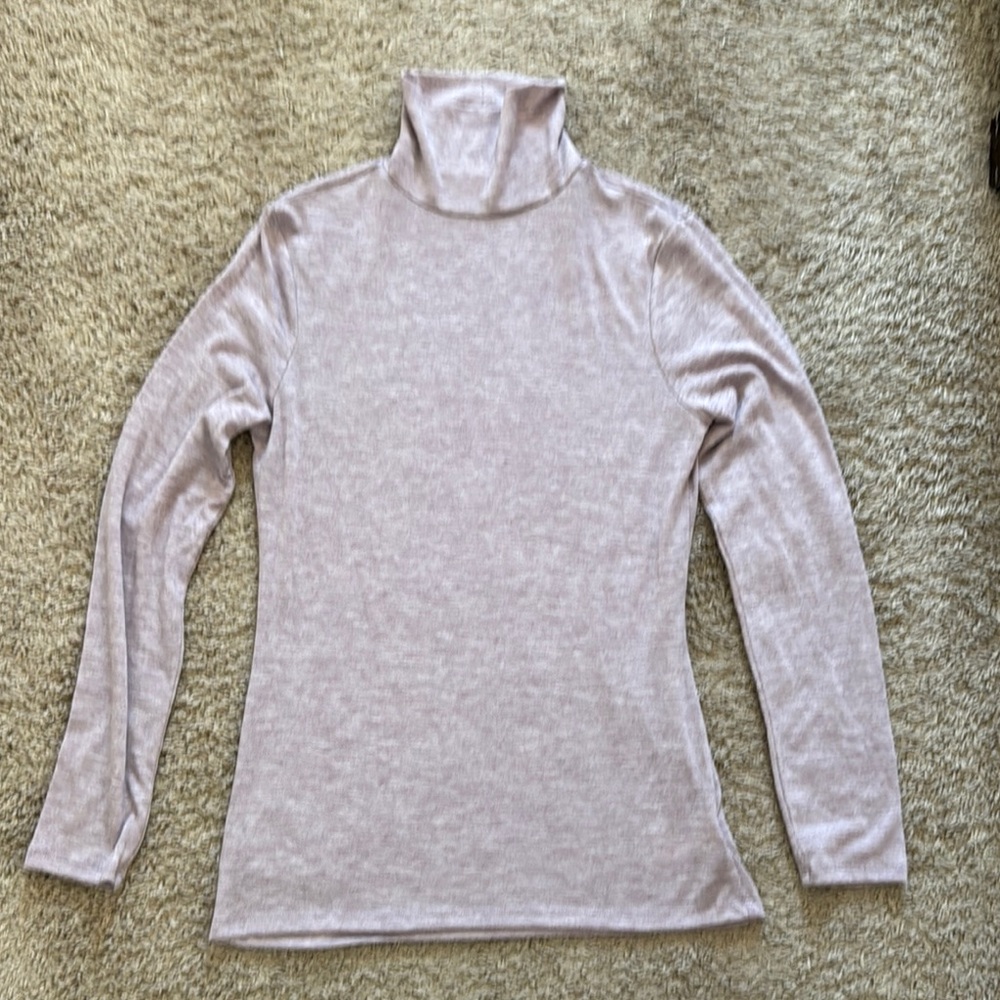 A New‎ Day Size Medium Lavender Turtleneck Top
